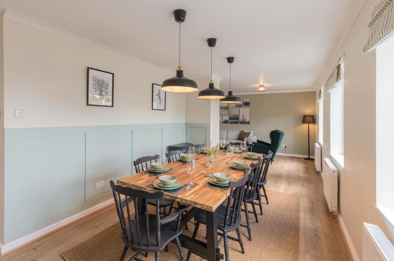 4 Bed City House With Private Garden And Parking Winchester Luaran gambar
